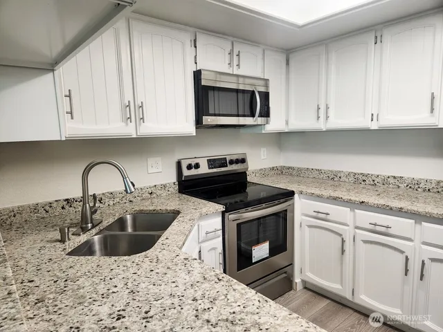 $350,000 | 2611 Northeast 4th Street, Unit 234, Renton, WA 98056