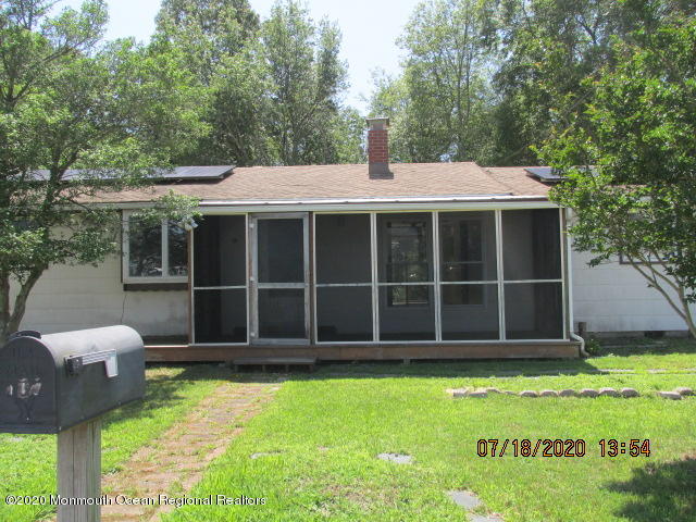 112 Marine Road Waretown, NJ 08758 - Photo 1 of 10 IMG_1714