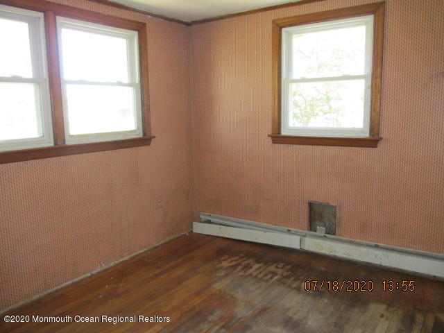112 Marine Road Waretown, NJ 08758 - Photo 6 of 10 IMG_1719