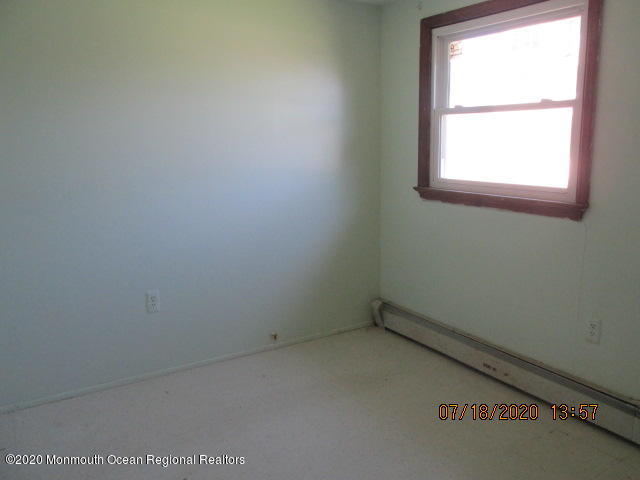112 Marine Road Waretown, NJ 08758 - Photo 8 of 10 IMG_1729