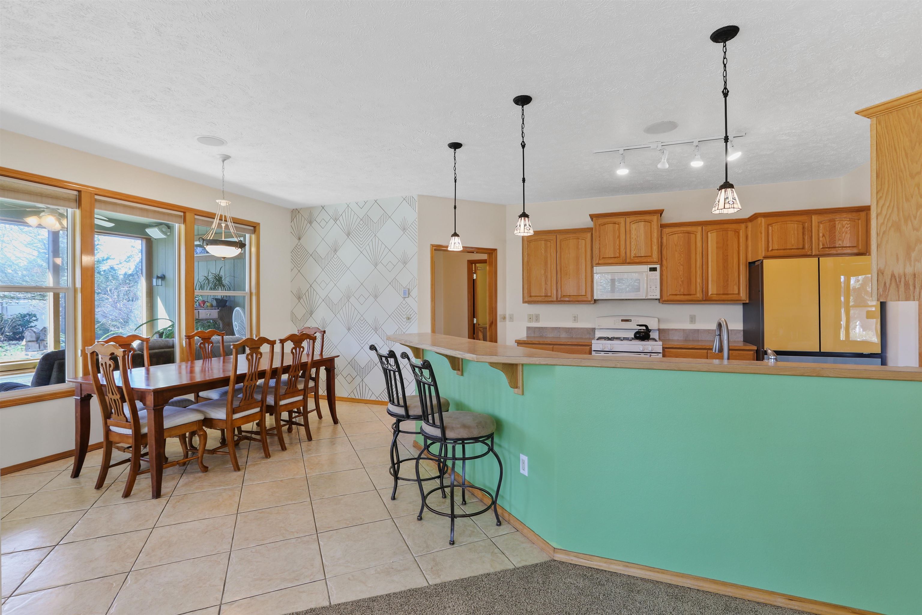 16317 North McKinnon Lane Colbert, WA 99005 - Photo 3 of 36