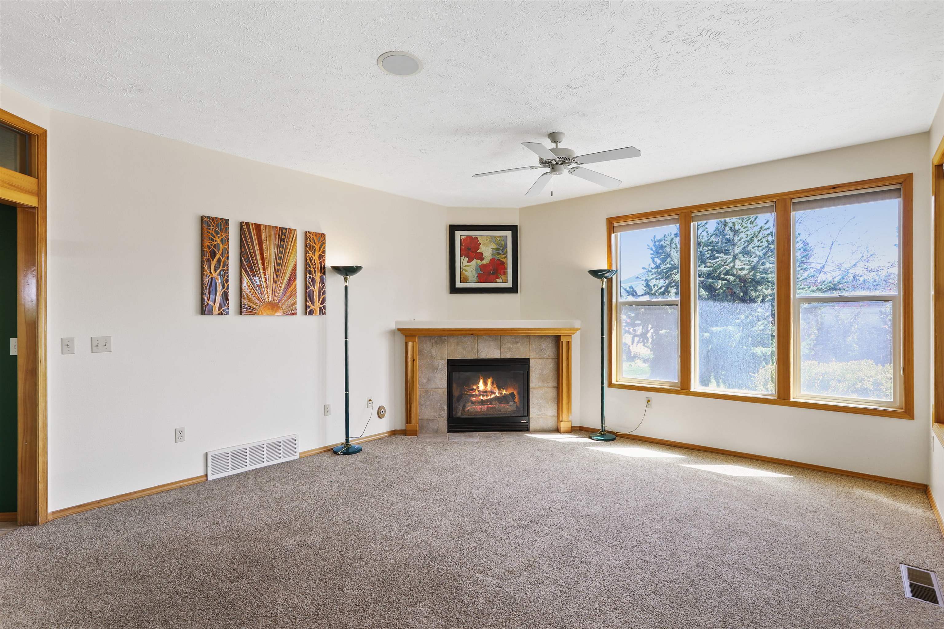 16317 North McKinnon Lane Colbert, WA 99005 - Photo 9 of 36