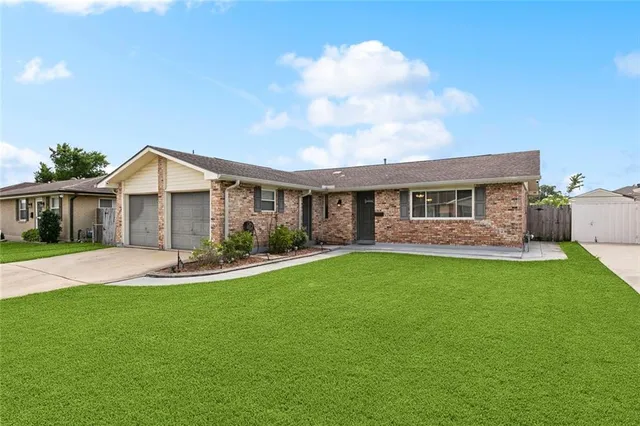 $244,900 | 570 Dover Lane, Terrytown, LA 70056