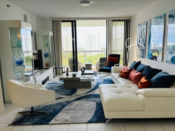 $4,200 | 20185 East Country Club Drive, Unit 1209, Aventura, FL 33180