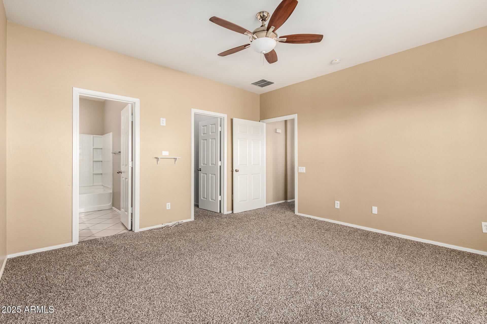 5132 West Shumway Farm Road Laveen, AZ 85339 - Photo 17 of 32 primary bedroom