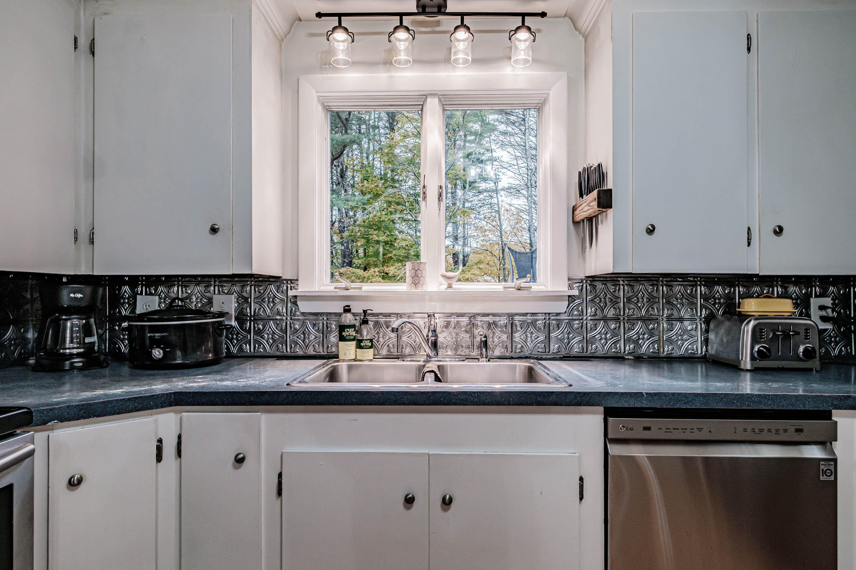 147 Highland Cliff Road Windham, ME 04062 - Photo 18 of 66 20221010gp-60020