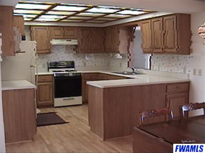 4121 Thompson Road Fort Wayne, IN 46816 - Photo 5 of 15
