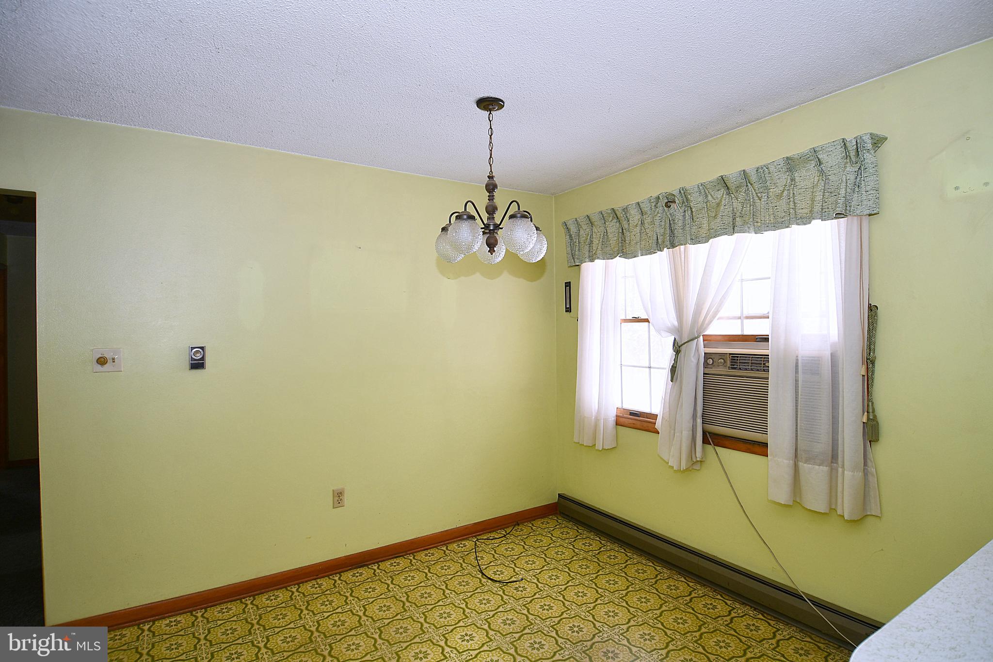 4645 Cold Run Valley Road Berkeley Springs, WV 25411 - Photo 12 of 30 Gallery Image 12
