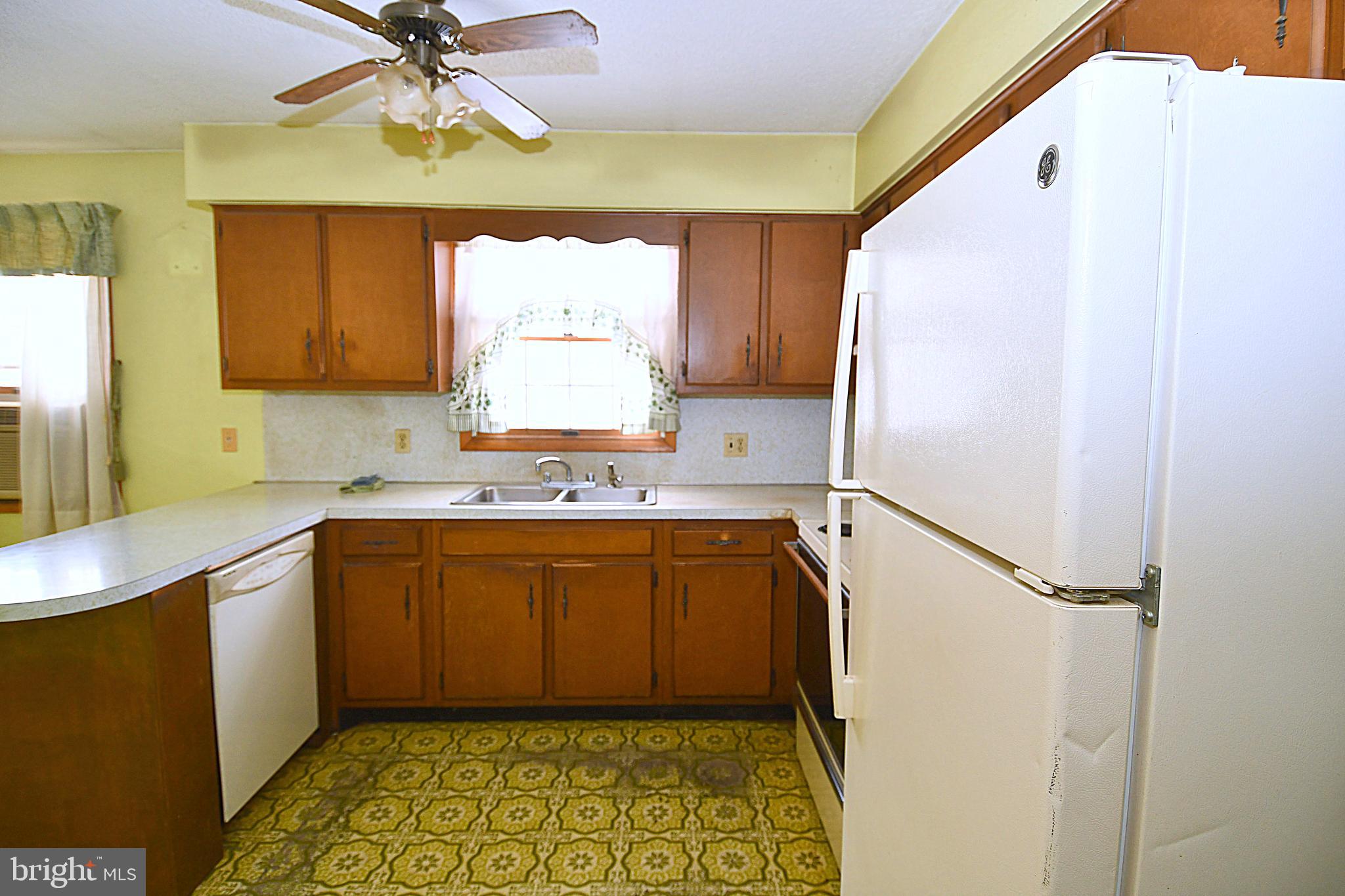 4645 Cold Run Valley Road Berkeley Springs, WV 25411 - Photo 13 of 30 Gallery Image 13