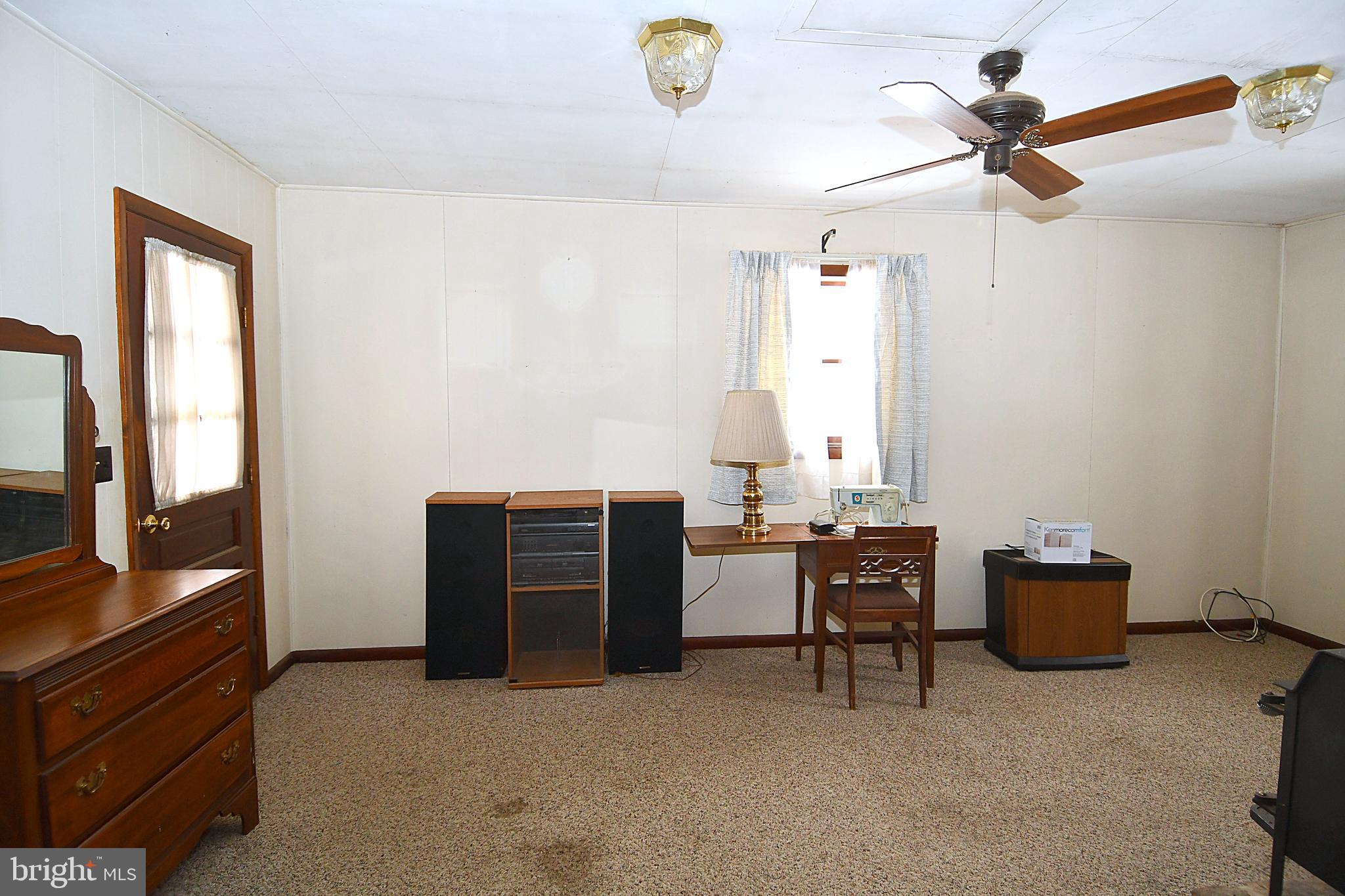 4645 Cold Run Valley Road Berkeley Springs, WV 25411 - Photo 15 of 30 Gallery Image 15