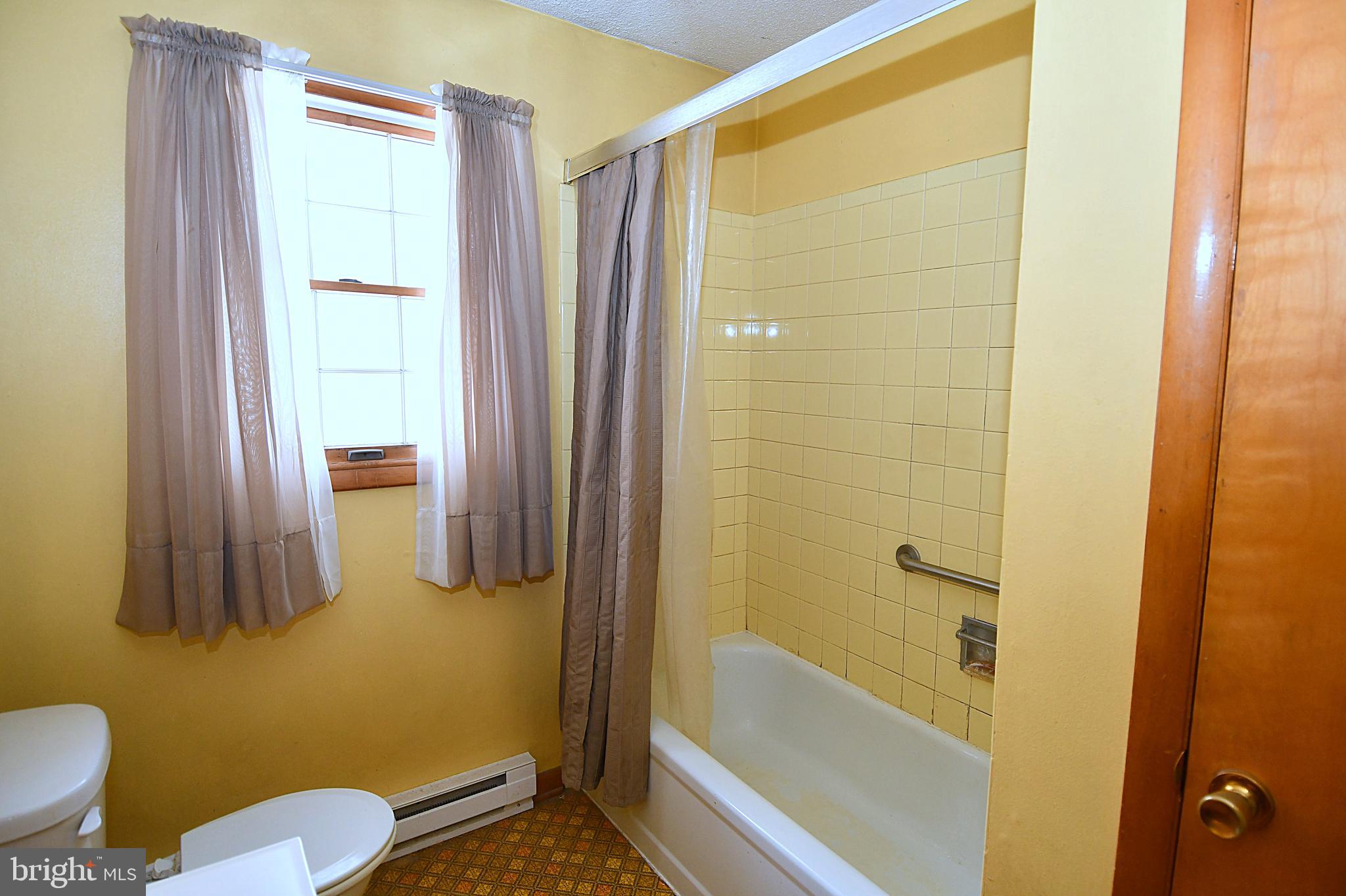 4645 Cold Run Valley Road Berkeley Springs, WV 25411 - Photo 18 of 30 Gallery Image 18