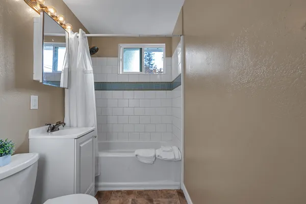 $219,500 | 21642 Cottonwood Street, Burney, CA 96013