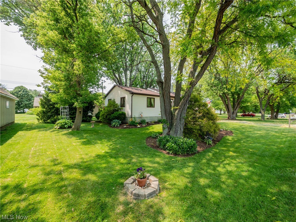 924 Barnes Road North Vermilion, OH 44089 - Photo 29 of 35