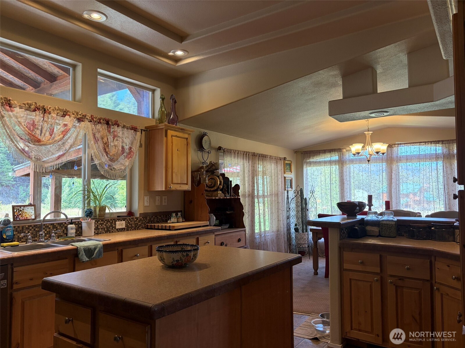 255 Lambert Creek Road Republic, WA 99166 - Photo 3 of 39 Gallery Image 3