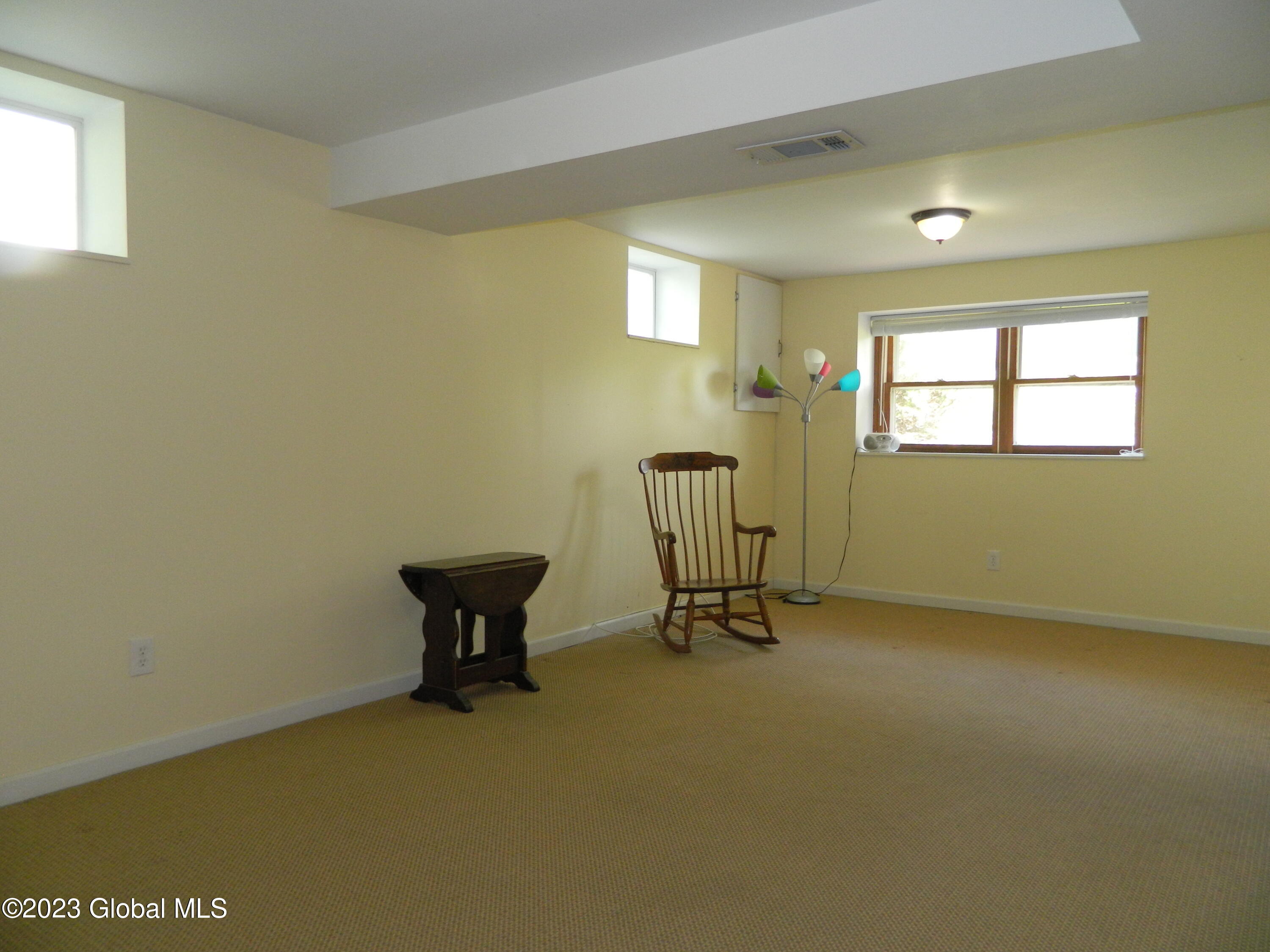 7 Alpine Street Rensselaer, NY 12144 - Photo 18 of 26 Huge Family Room