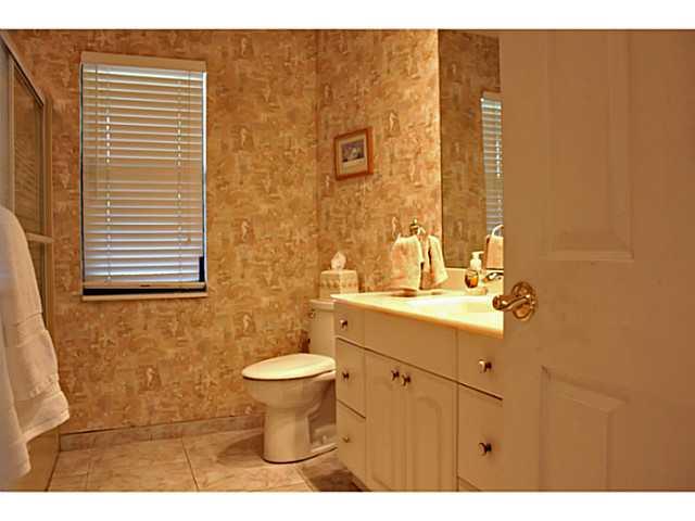 1489 Southwest Dyer Point Road Palm City, FL 34990 - Photo 13 of 19 Gallery Image 13