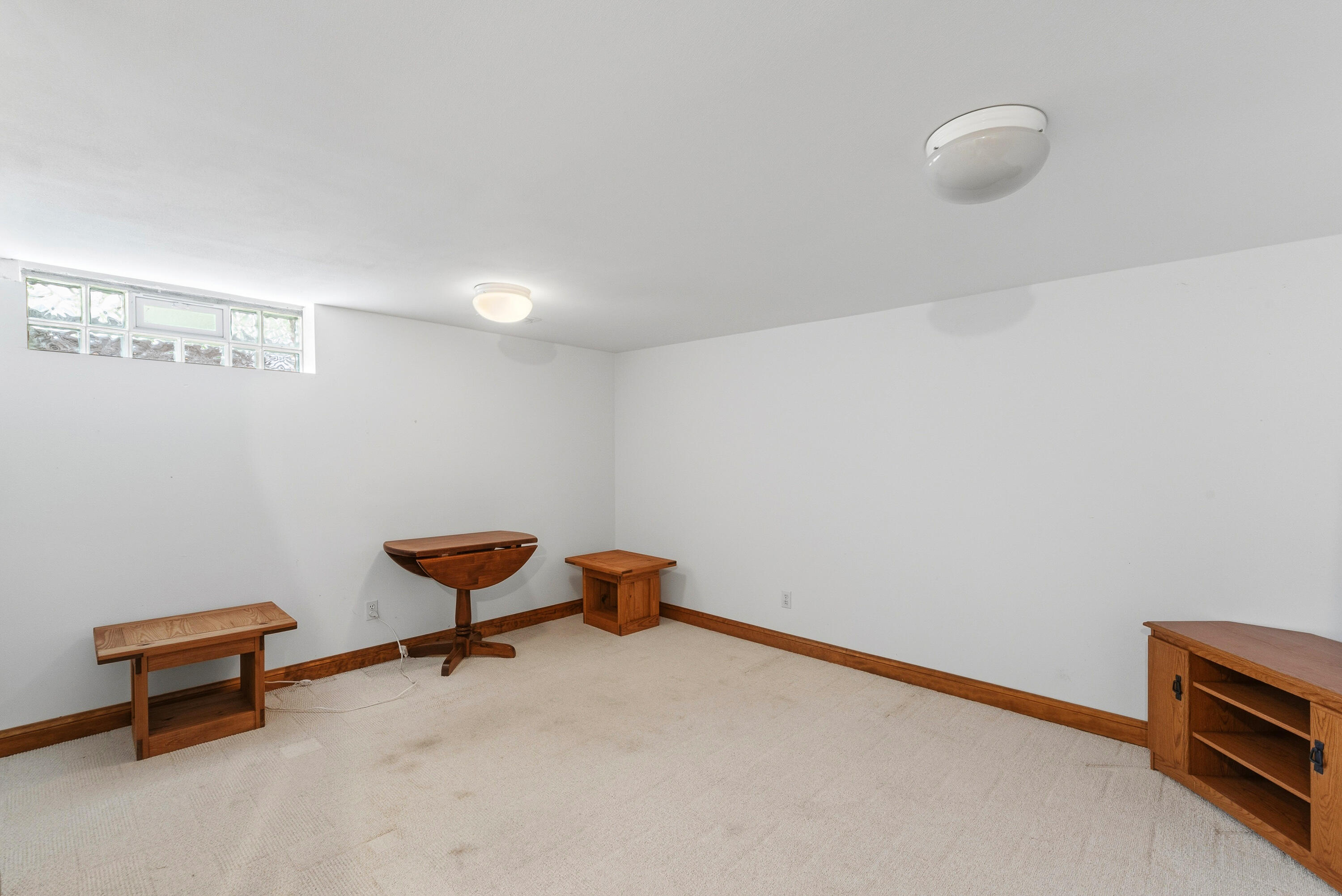 N46W5881 Spring Street Cedarburg, WI 53012 - Photo 22 of 23 N46W5881 Spring St-17