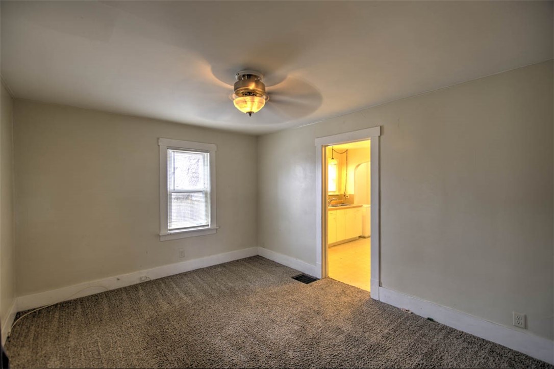 330 West Garfield Avenue Decatur, IL 62526 - Photo 4 of 14 Gallery Image 4