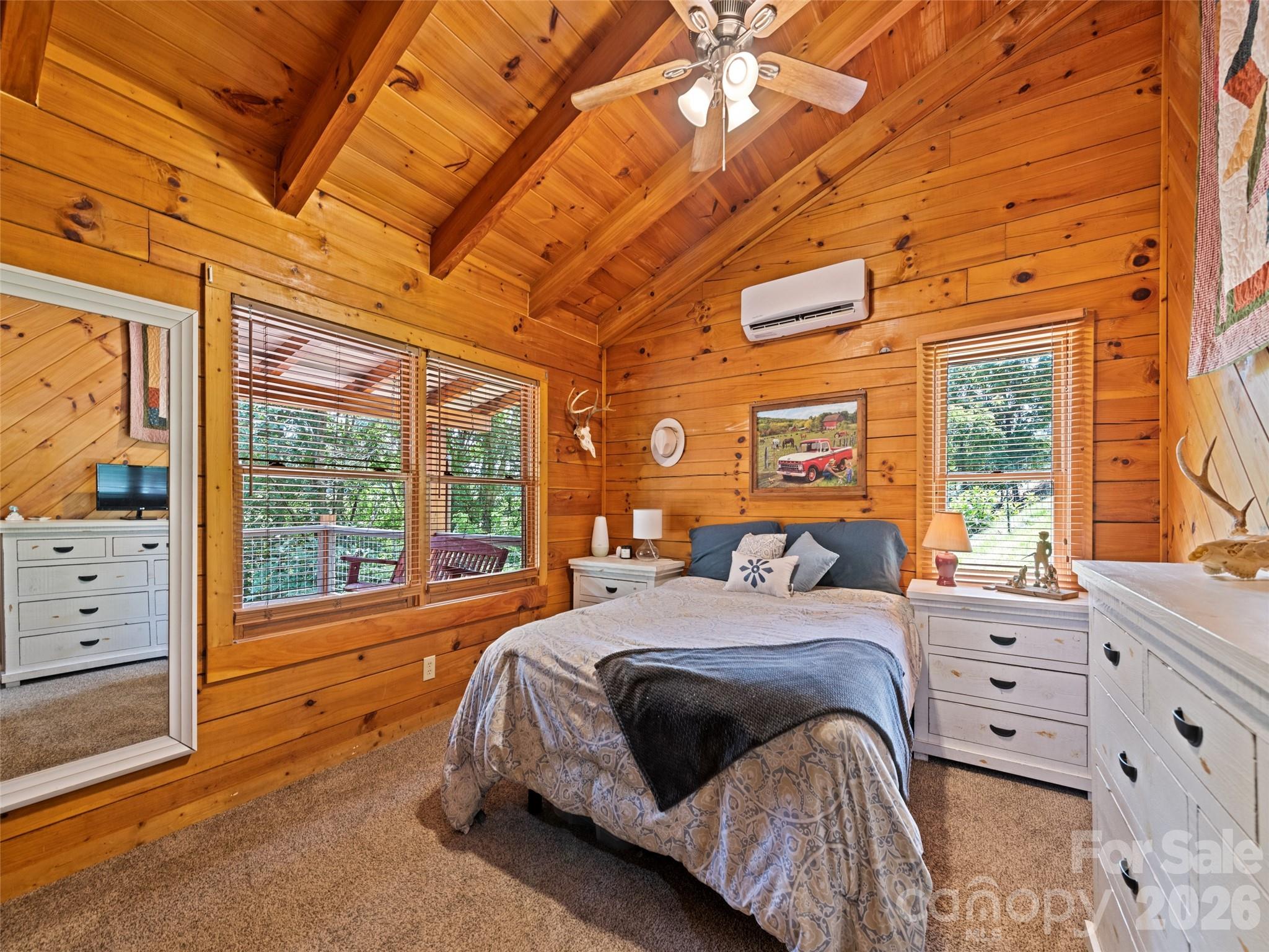 367 Robinson Road Clyde, NC 28721 - Photo 11 of 32 Gallery Image 11