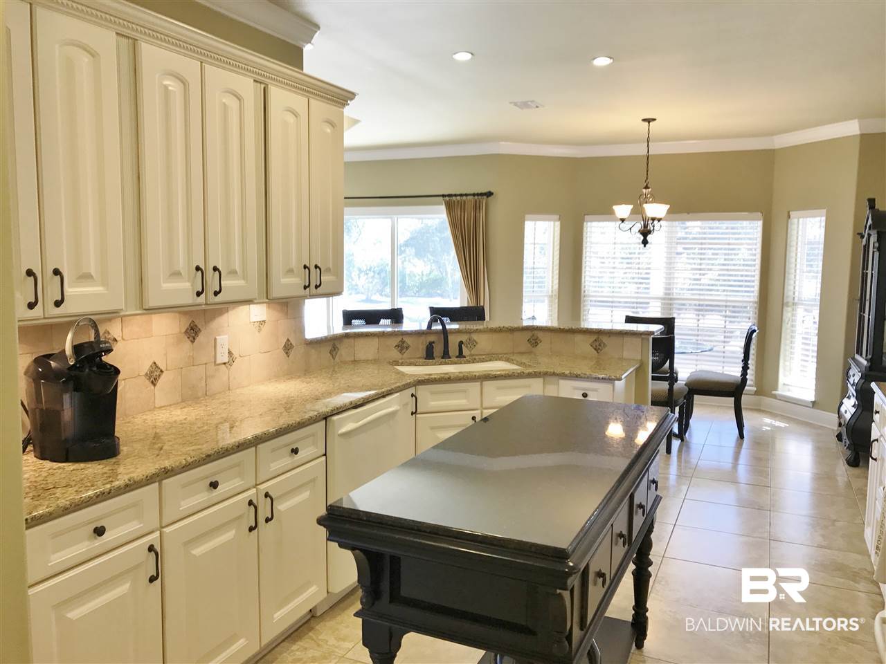 30840 West Ono North Loop Orange Beach, AL 36561 - Photo 18 of 49 Pristine!