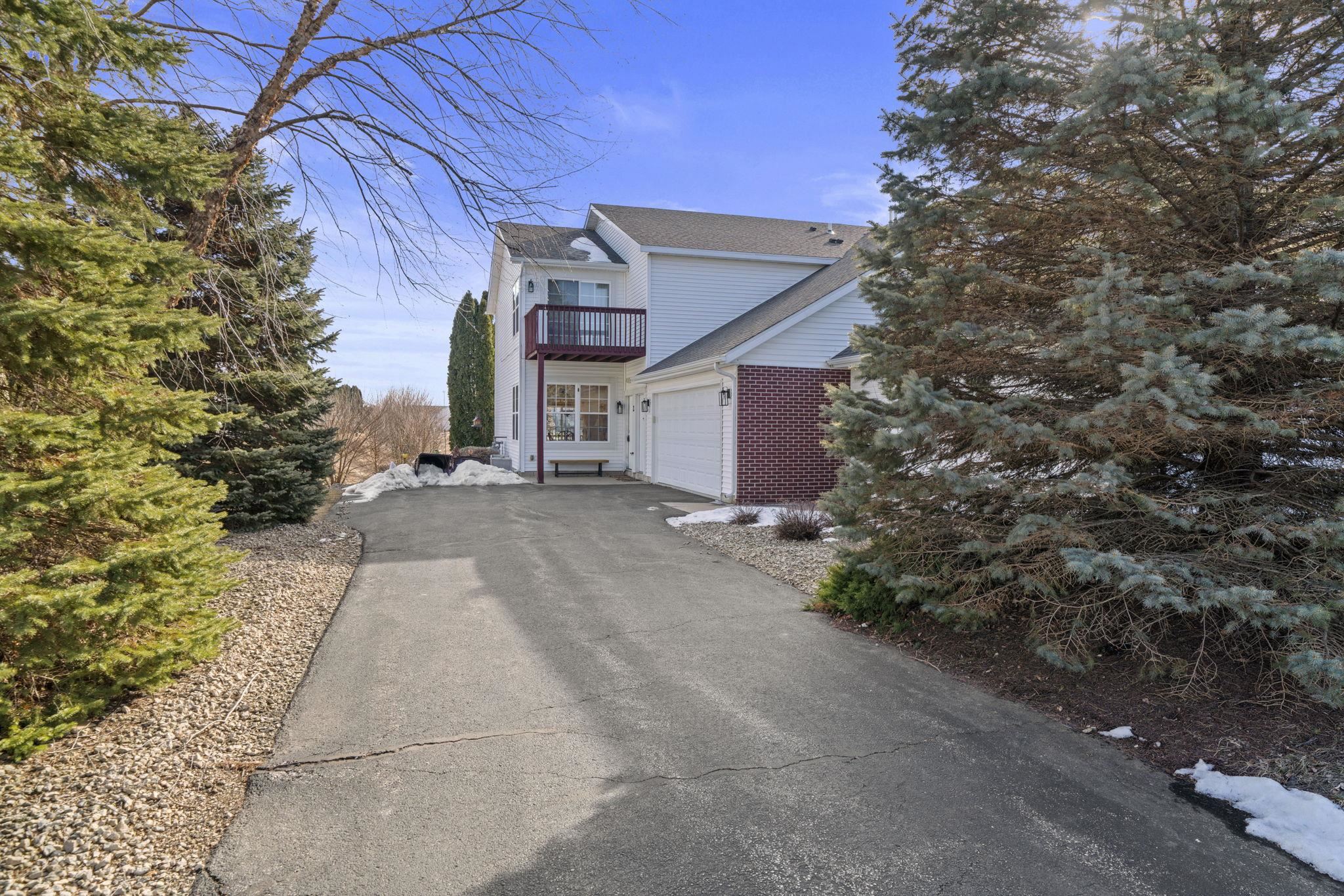 410 Pine White Road, Unit 102B Roscoe, IL 61073 - Photo 2 of 25