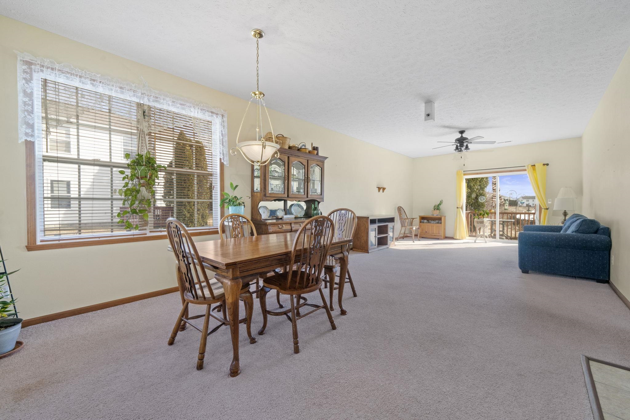 410 Pine White Road, Unit 102B Roscoe, IL 61073 - Photo 5 of 25