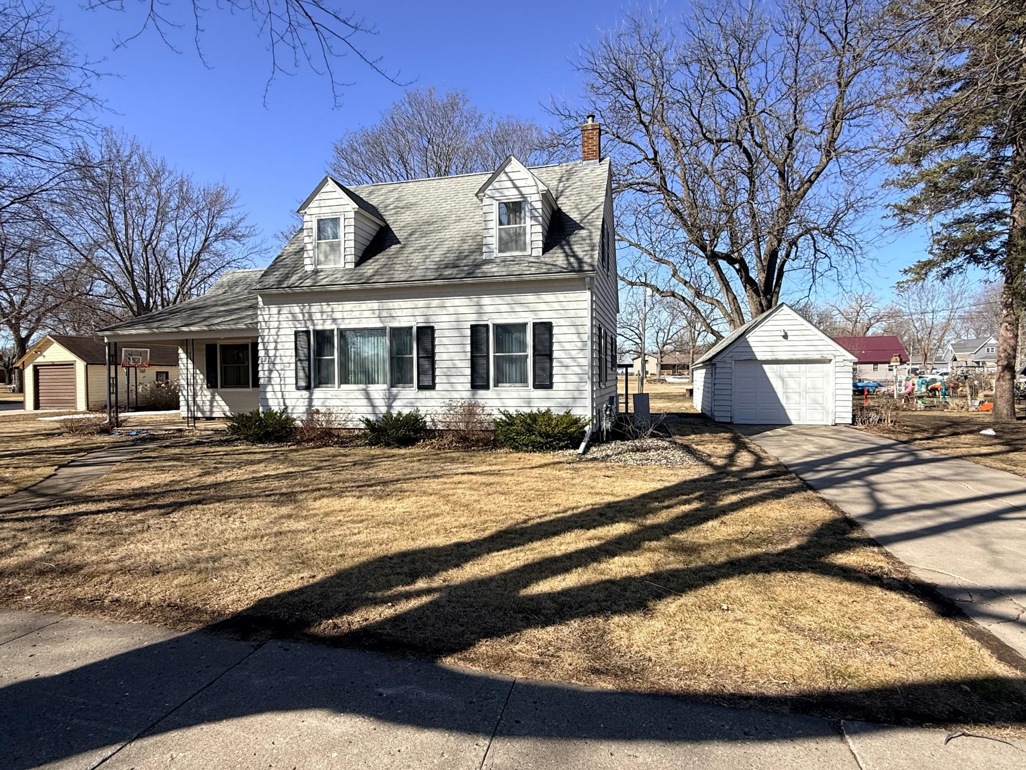 721 7th Street Walnut Grove, MN 56180 - Photo 3 of 30