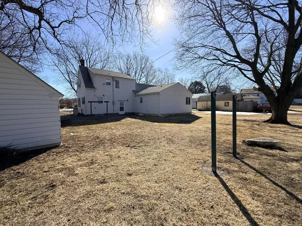 $95,000 | 721 7th Street, Walnut Grove, MN 56180