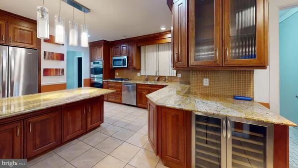 $2,900 | 669 North Henderson Road, King of Prussia, PA 19406