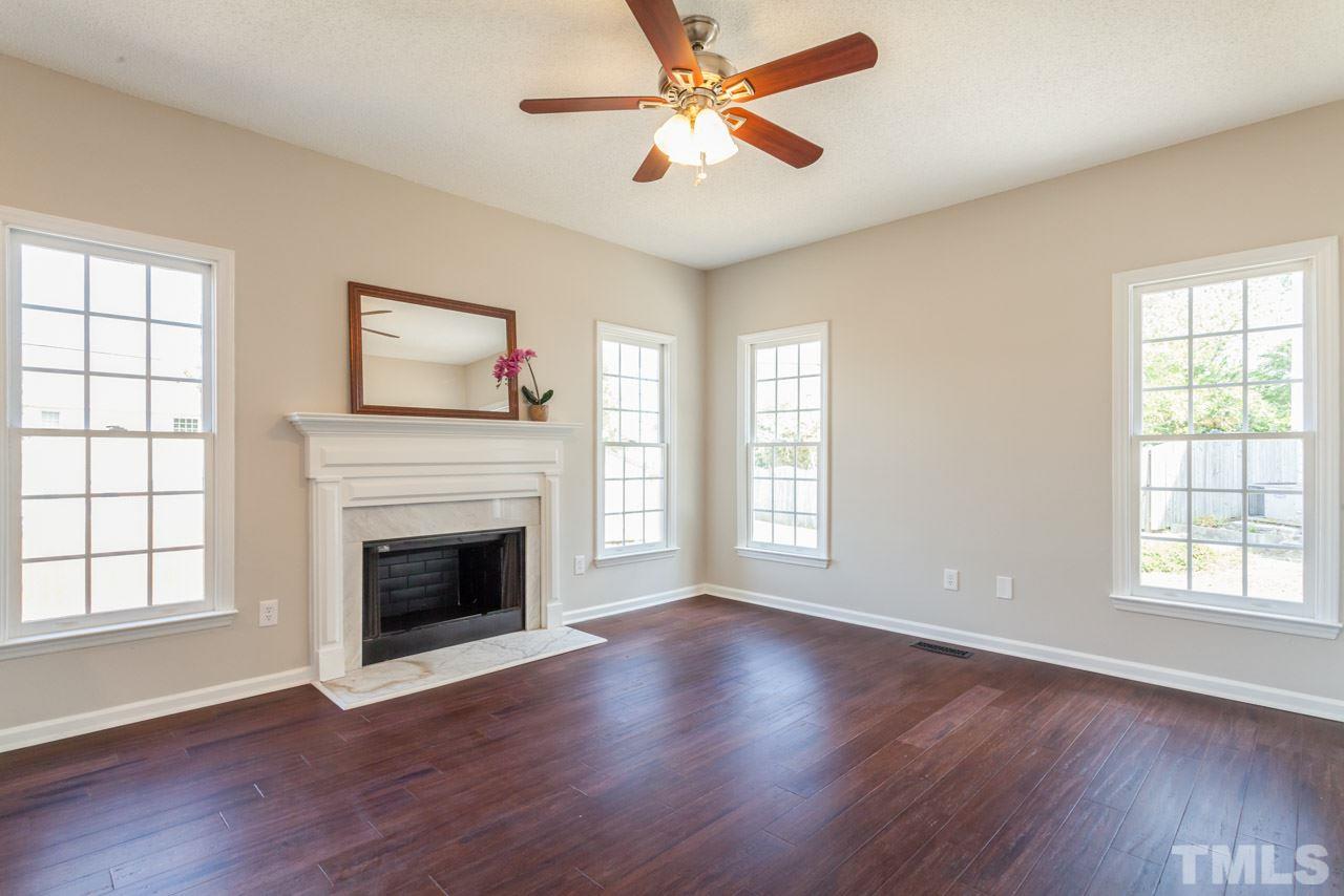 820 Falling Wind Court Raleigh, NC 27610 - Photo 3 of 24 Gallery Image 3