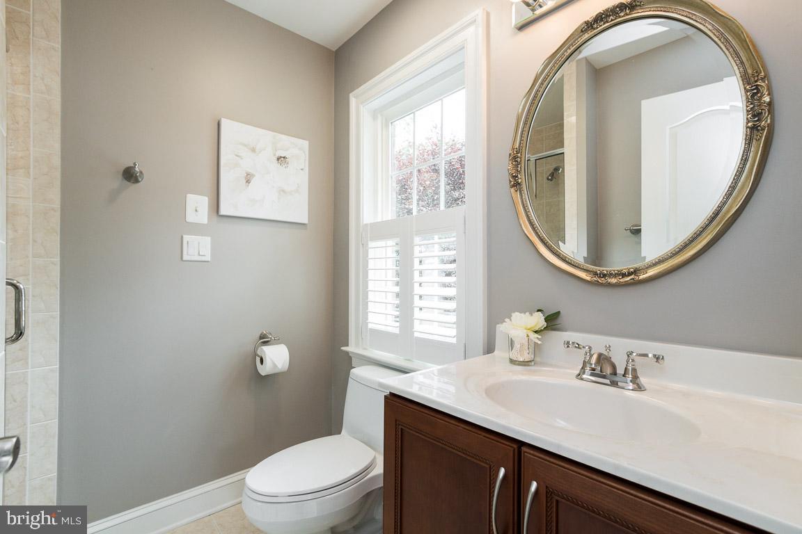 313 Adahi Road Southeast Vienna, VA 22180 - Photo 31 of 82 Gallery Image 31
