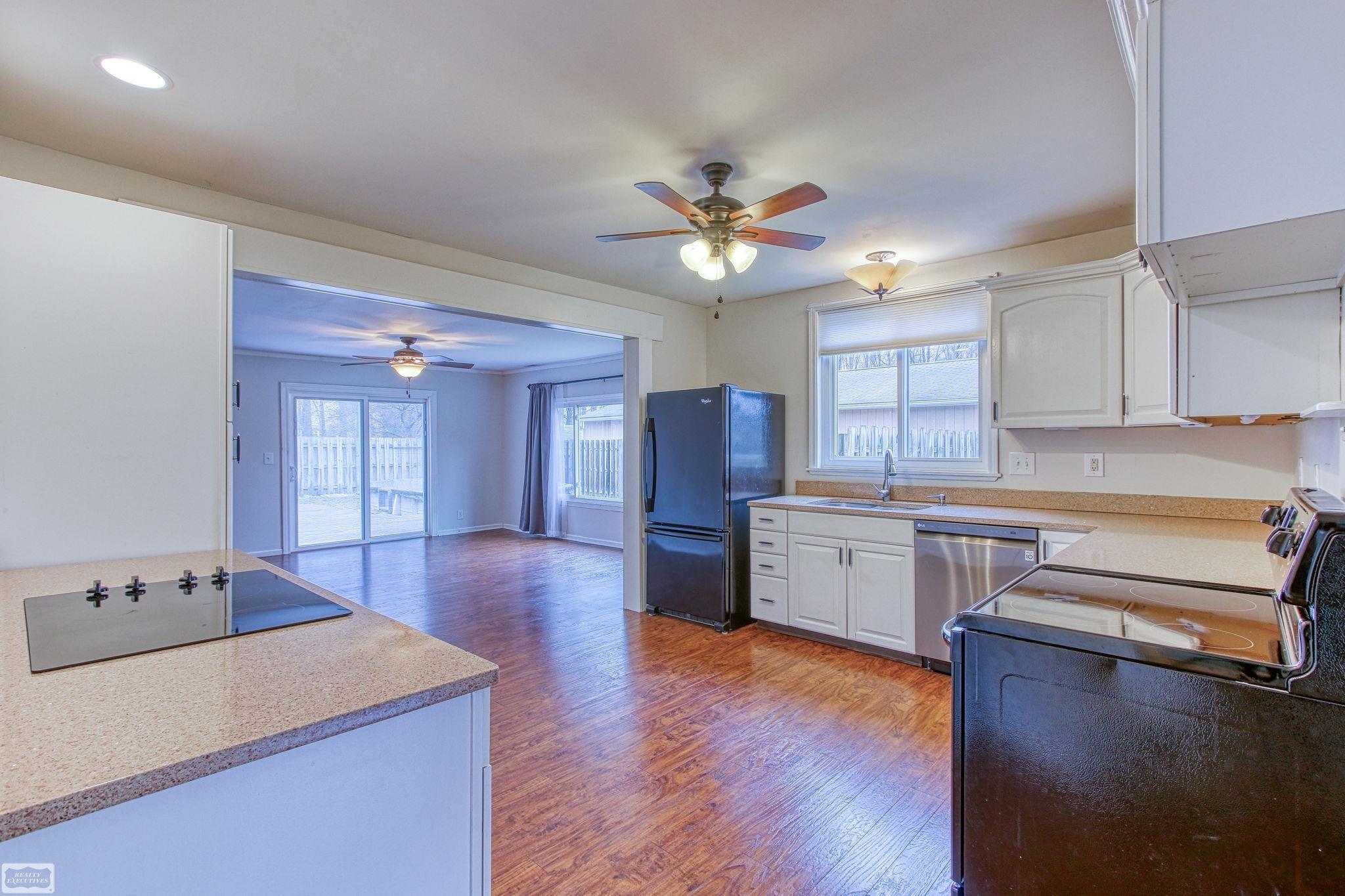 4884 Taft Road Algonac, MI 48001 - Photo 15 of 36