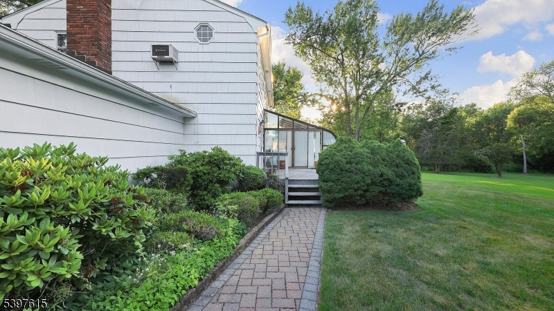 125 Mountainview Road Warren, NJ 07059 - Photo 31 of 39
