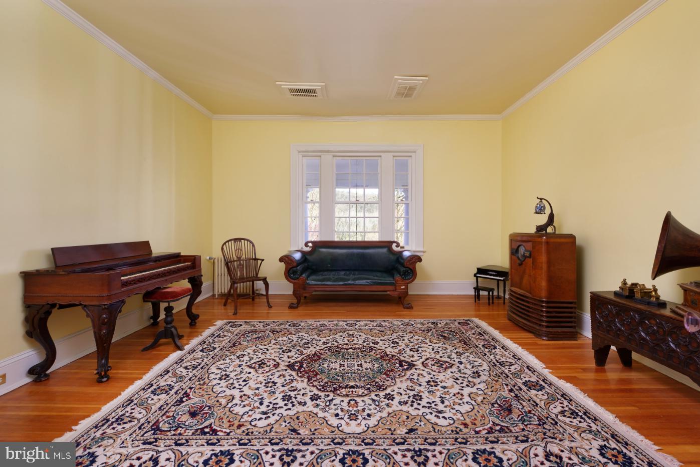 2082 Winchester Road Delaplane, VA 20144 - Photo 25 of 63 Gallery Image 25