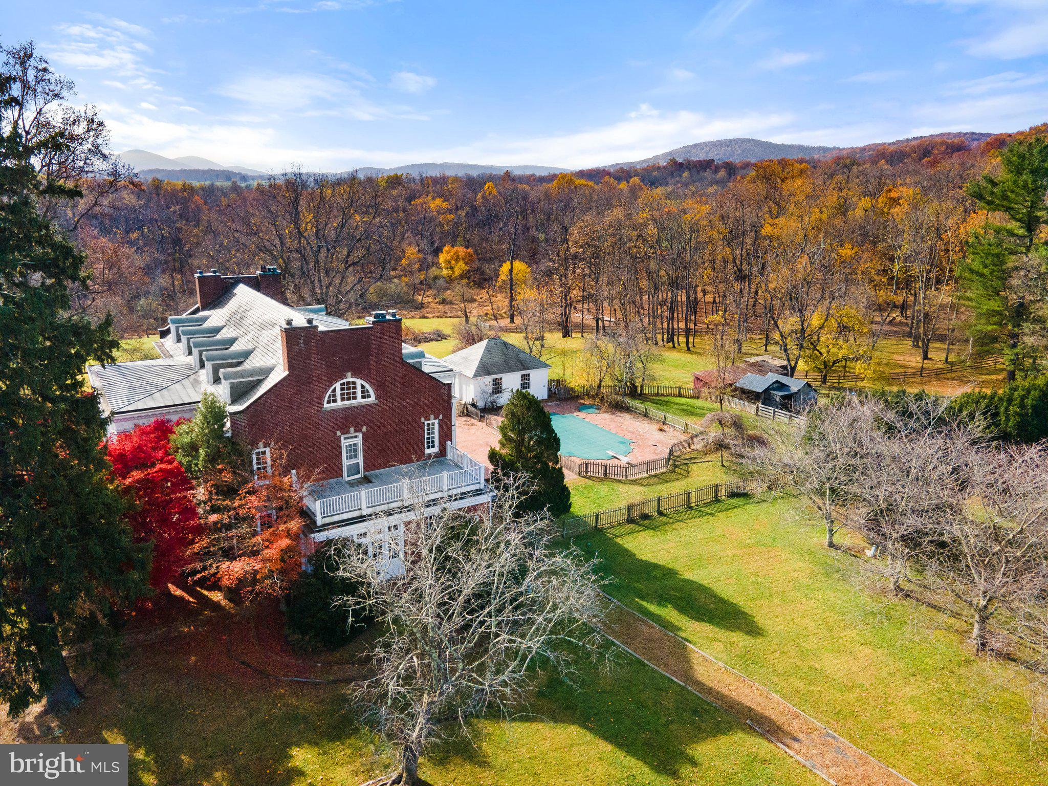 2082 Winchester Road Delaplane, VA 20144 - Photo 38 of 63 Gallery Image 38