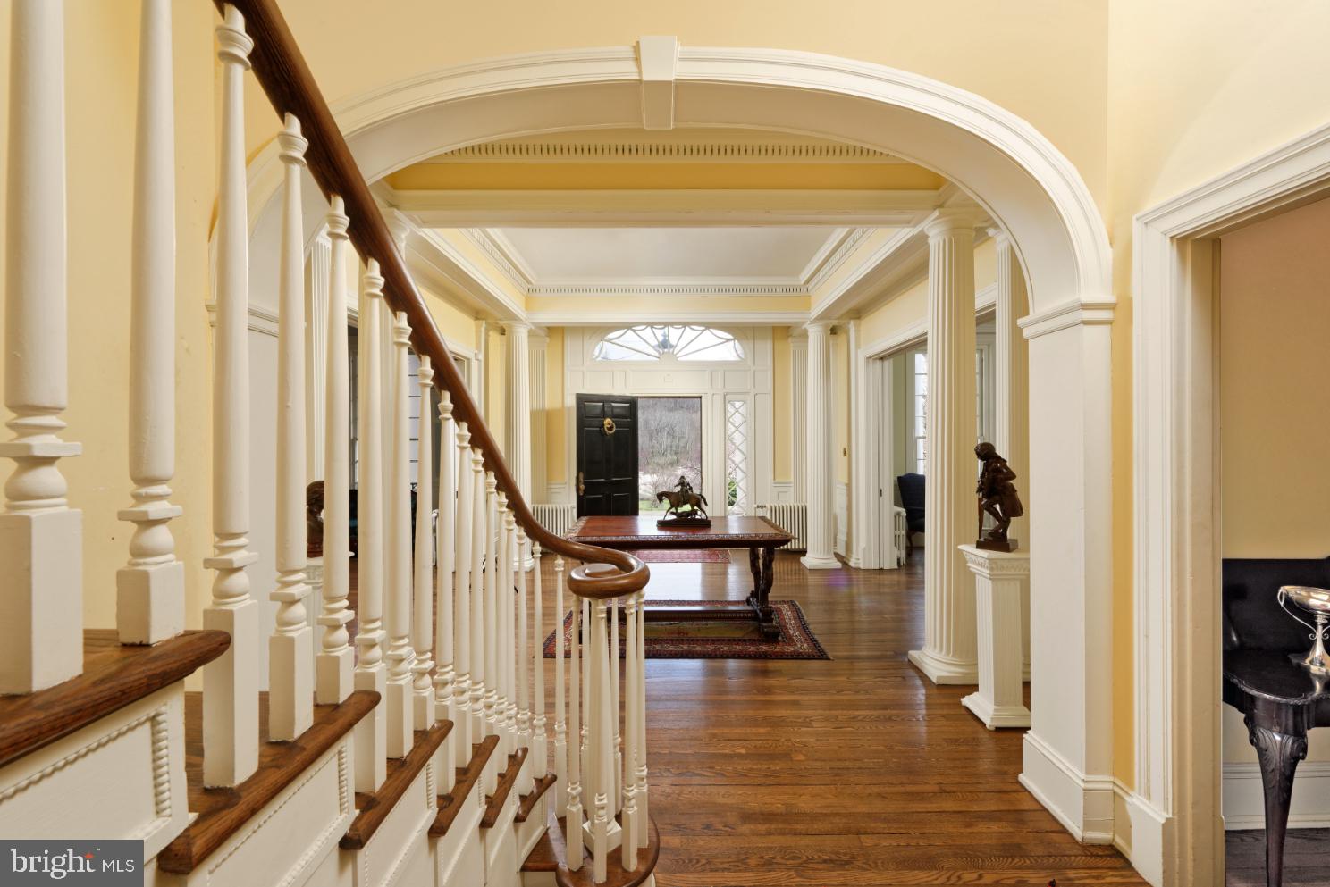 2082 Winchester Road Delaplane, VA 20144 - Photo 4 of 63 Gallery Image 4