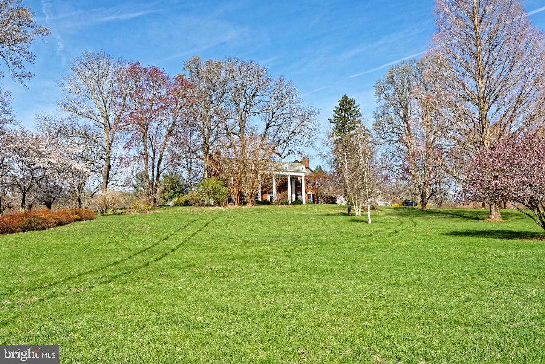 2082 Winchester Road Delaplane, VA 20144 - Photo 49 of 63 Gallery Image 49