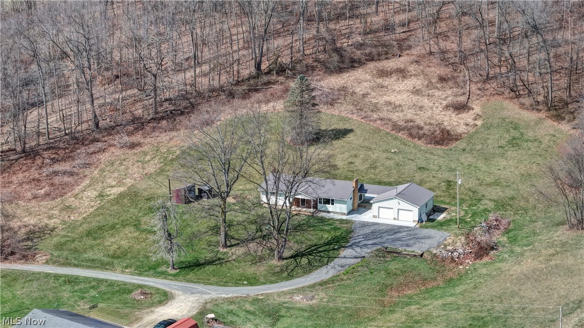 3265 York View Road Southwest New Philadelphia, OH 44663 - Photo 40 of 45 Aerial view of property and surrounding area