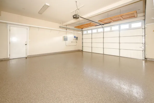 $989,900 | 33462 Canvas Back Street, Woodland, CA 95695