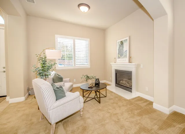 $989,900 | 33462 Canvas Back Street, Woodland, CA 95695