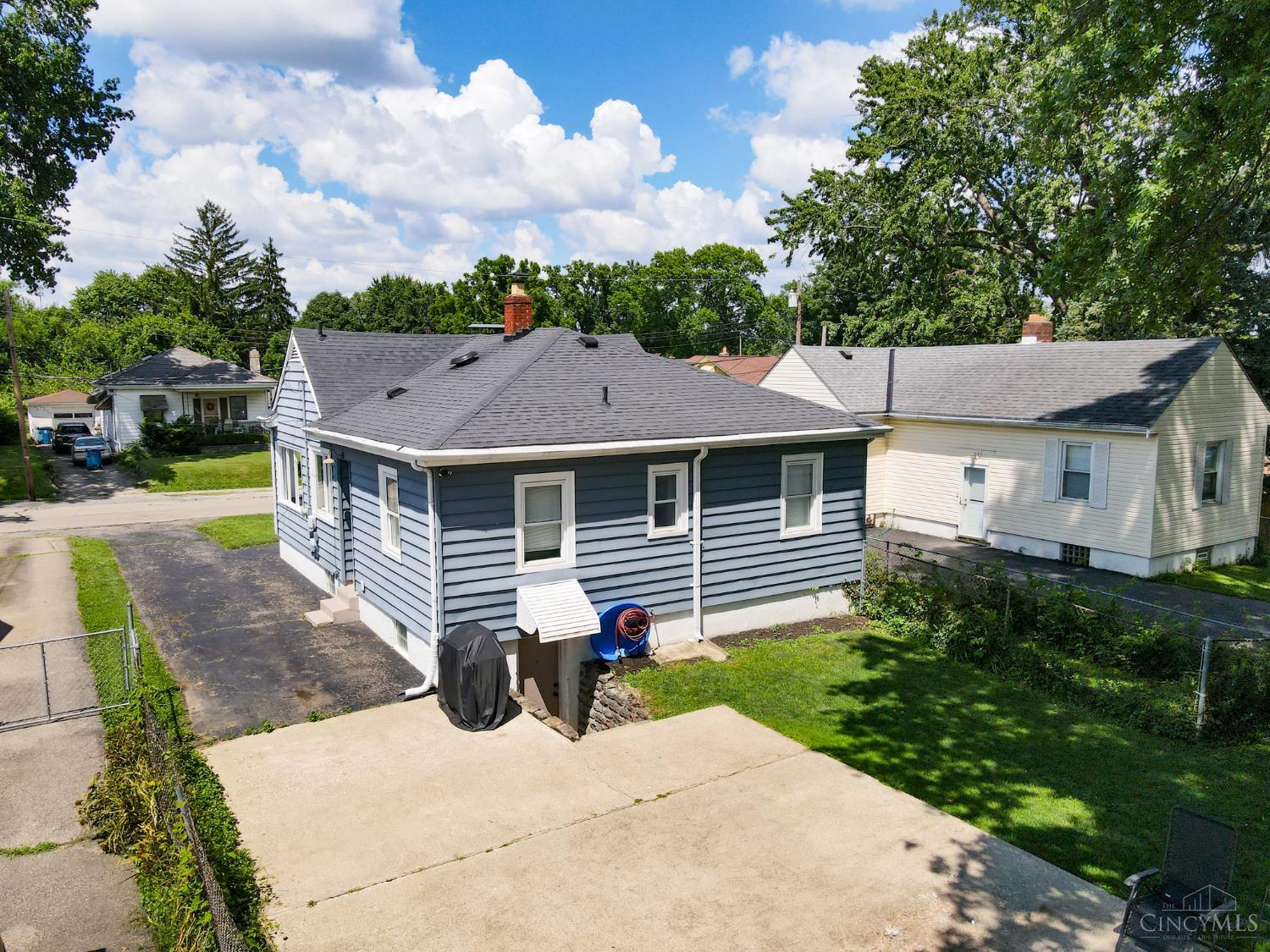 4559 Buxton Road Cincinnati, OH 45242 - Photo 28 of 42