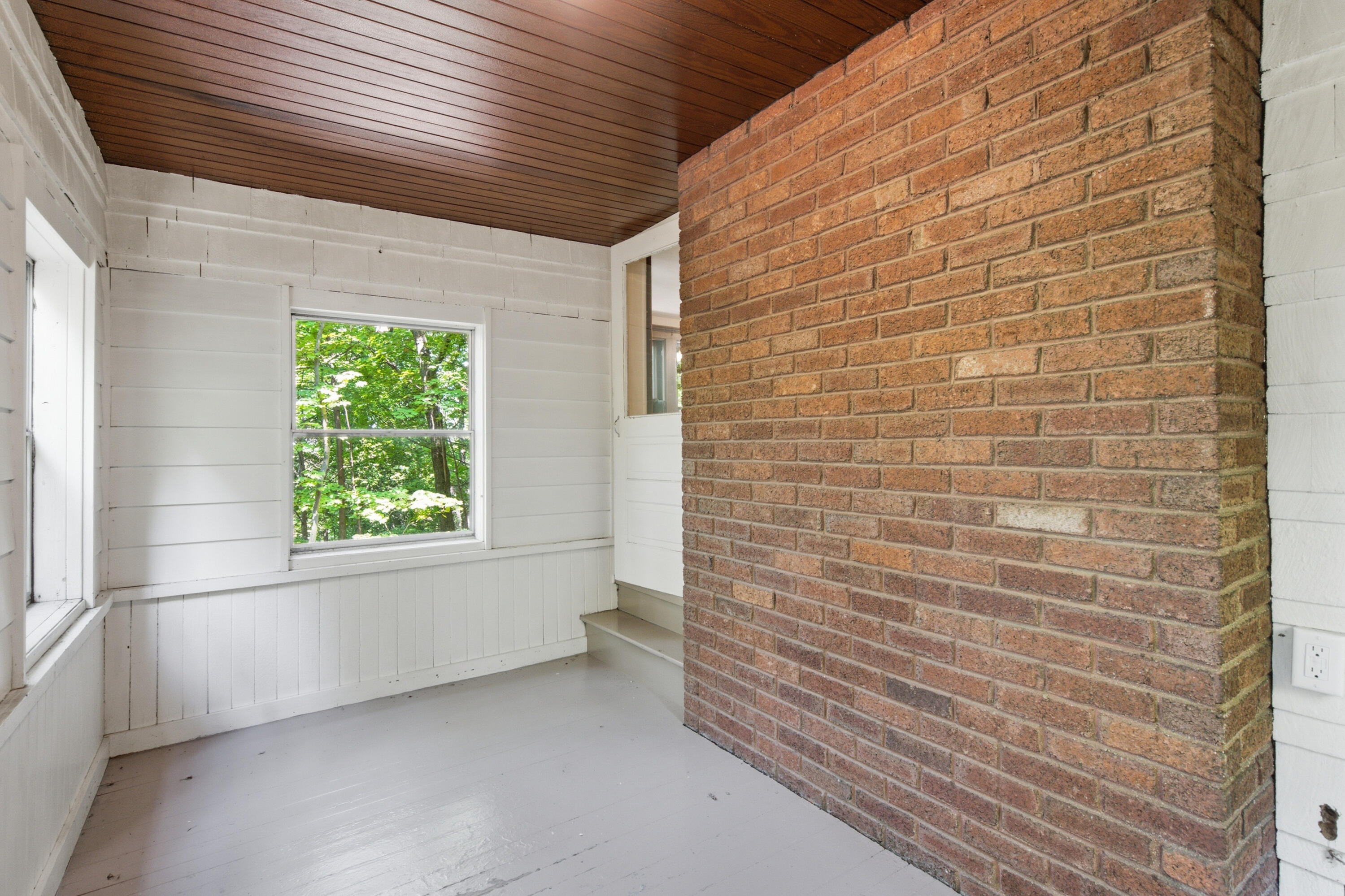 2125 Ridge Road Kalamazoo, MI 49008 - Photo 29 of 46 DSC06353