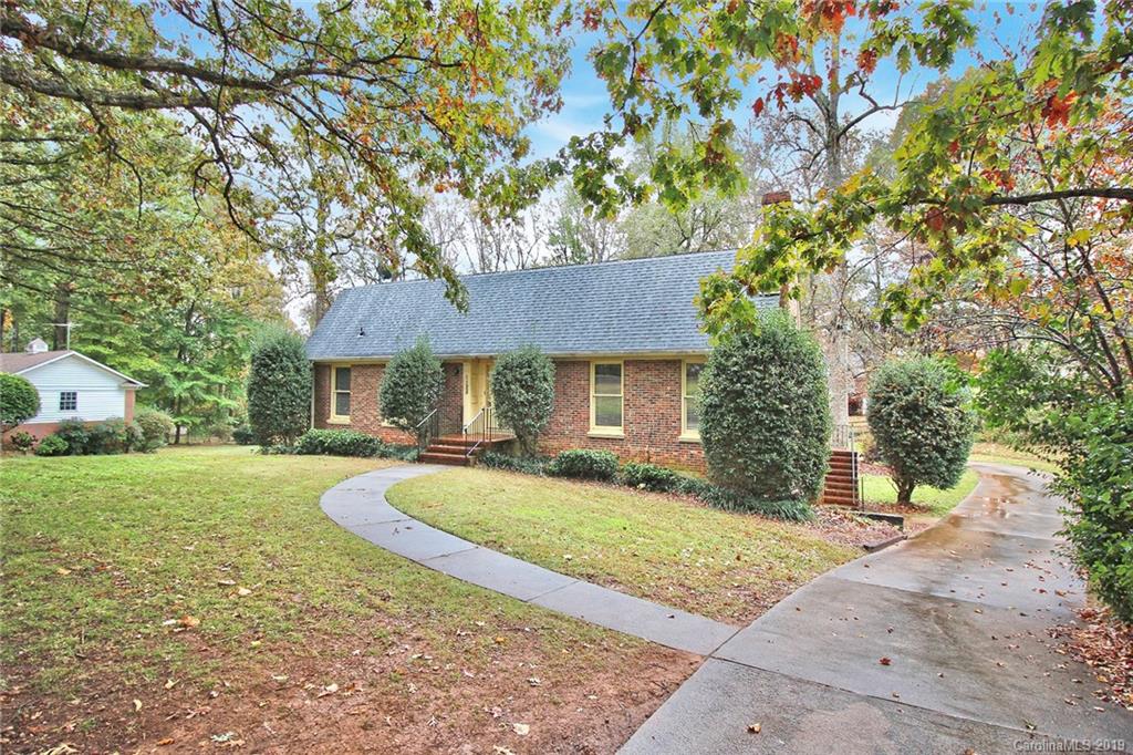 1125 Mineral Springs Road Charlotte, NC 28262 - Photo 2 of 36