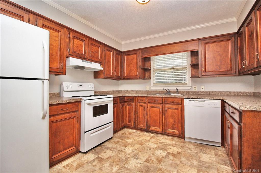 1125 Mineral Springs Road Charlotte, NC 28262 - Photo 14 of 36