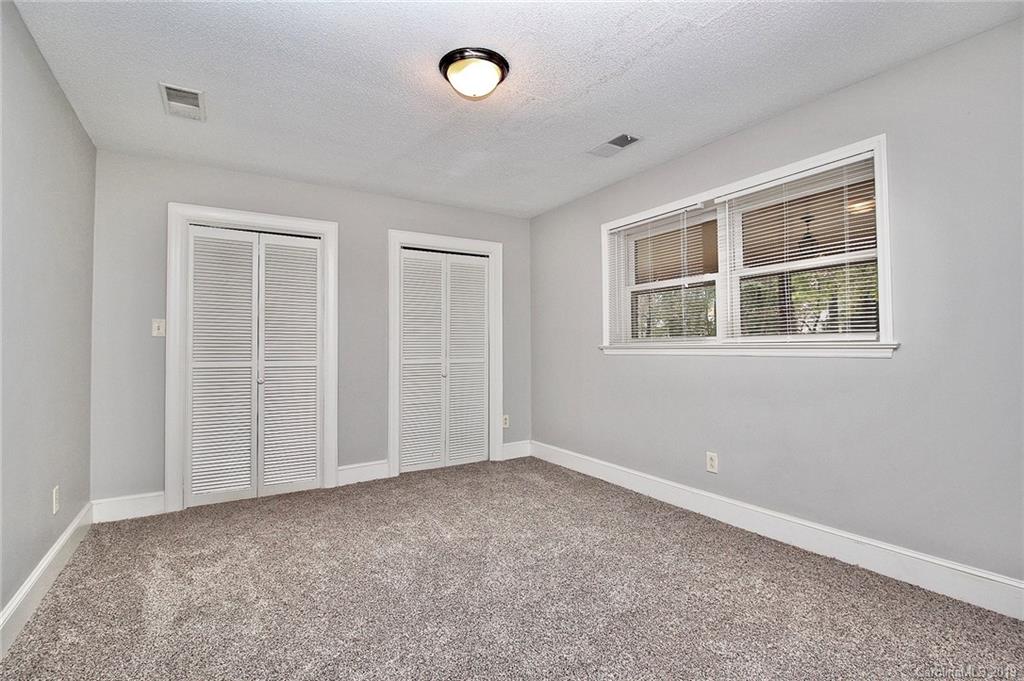 1125 Mineral Springs Road Charlotte, NC 28262 - Photo 29 of 36