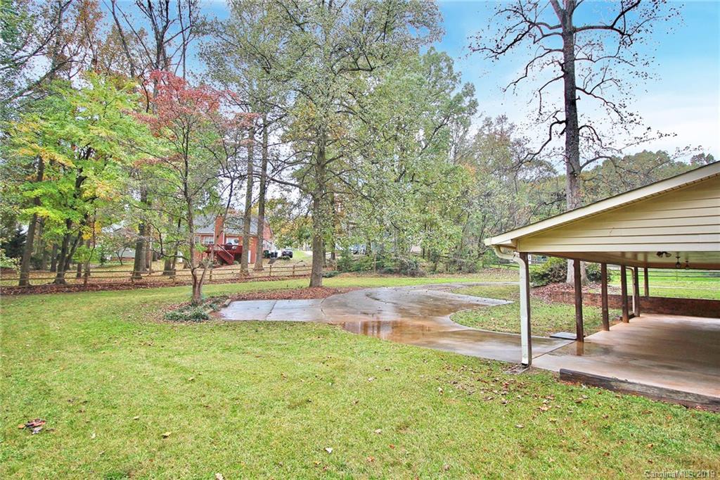 1125 Mineral Springs Road Charlotte, NC 28262 - Photo 35 of 36