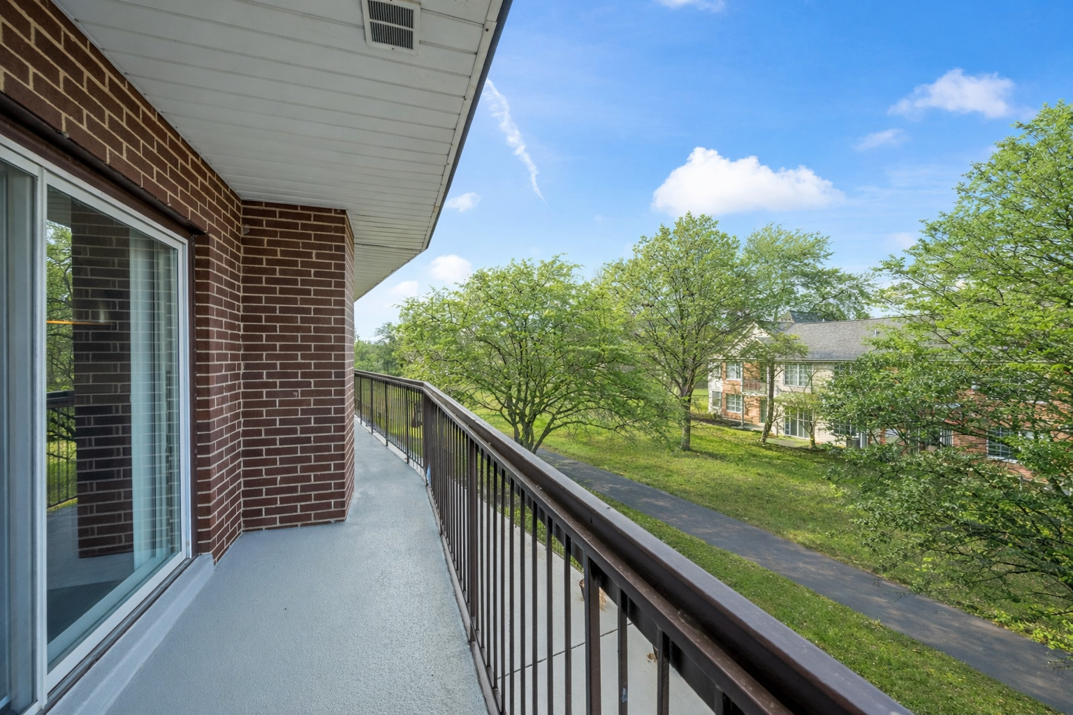 350 East Dundee Road, Unit 207B Buffalo Grove, IL 60089 - Photo 16 of 18