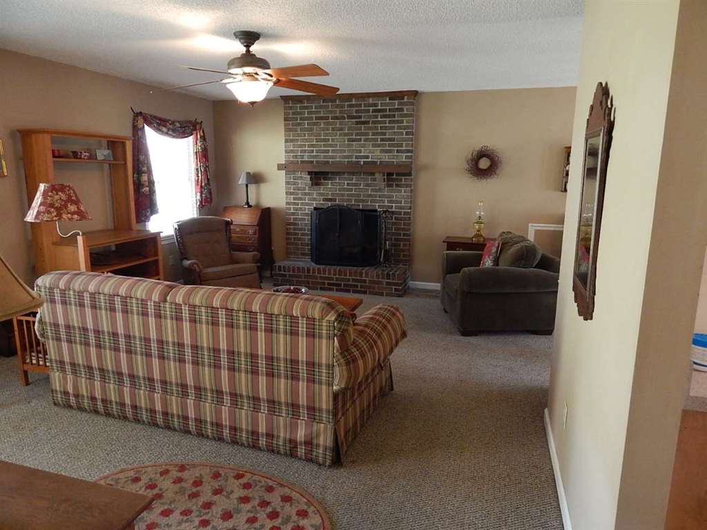 114 Crystal Falls Road West Union, SC 29696 - Photo 6 of 14 Gallery Image 6