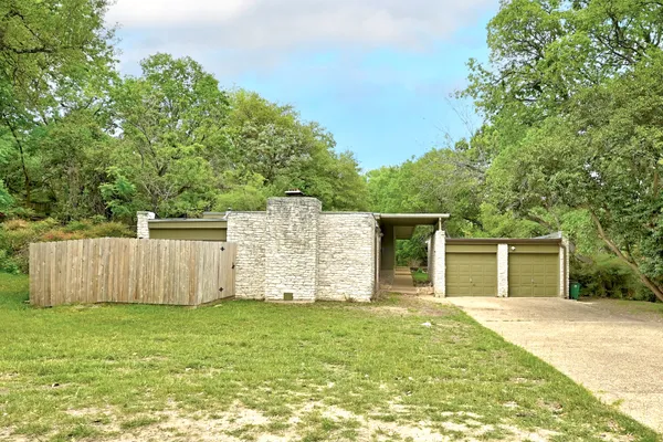 $3,300 | 6202 Laurel Valley Drive, Unit A, Austin, TX 78731
