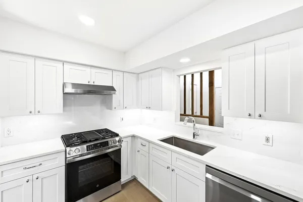 $3,300 | 6202 Laurel Valley Drive, Unit A, Austin, TX 78731